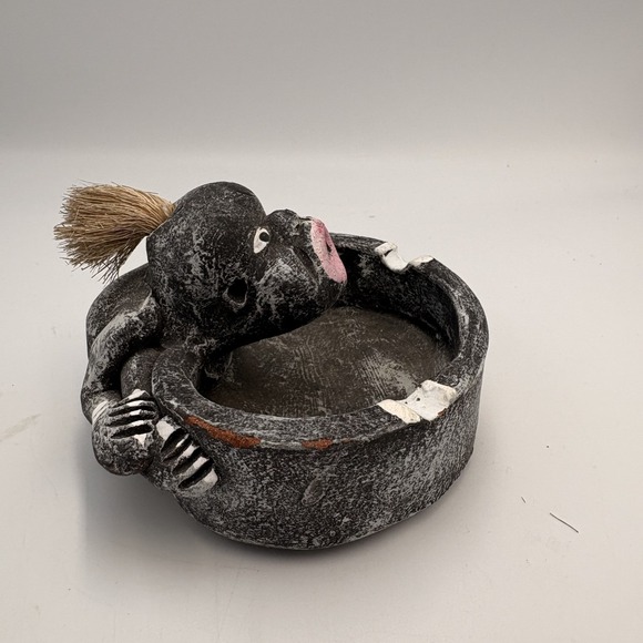 Ashtray Weird Unique Voodoo Brush Hair Creature Ceramic Stone Smoking Whimsical - Picture 2 of 5